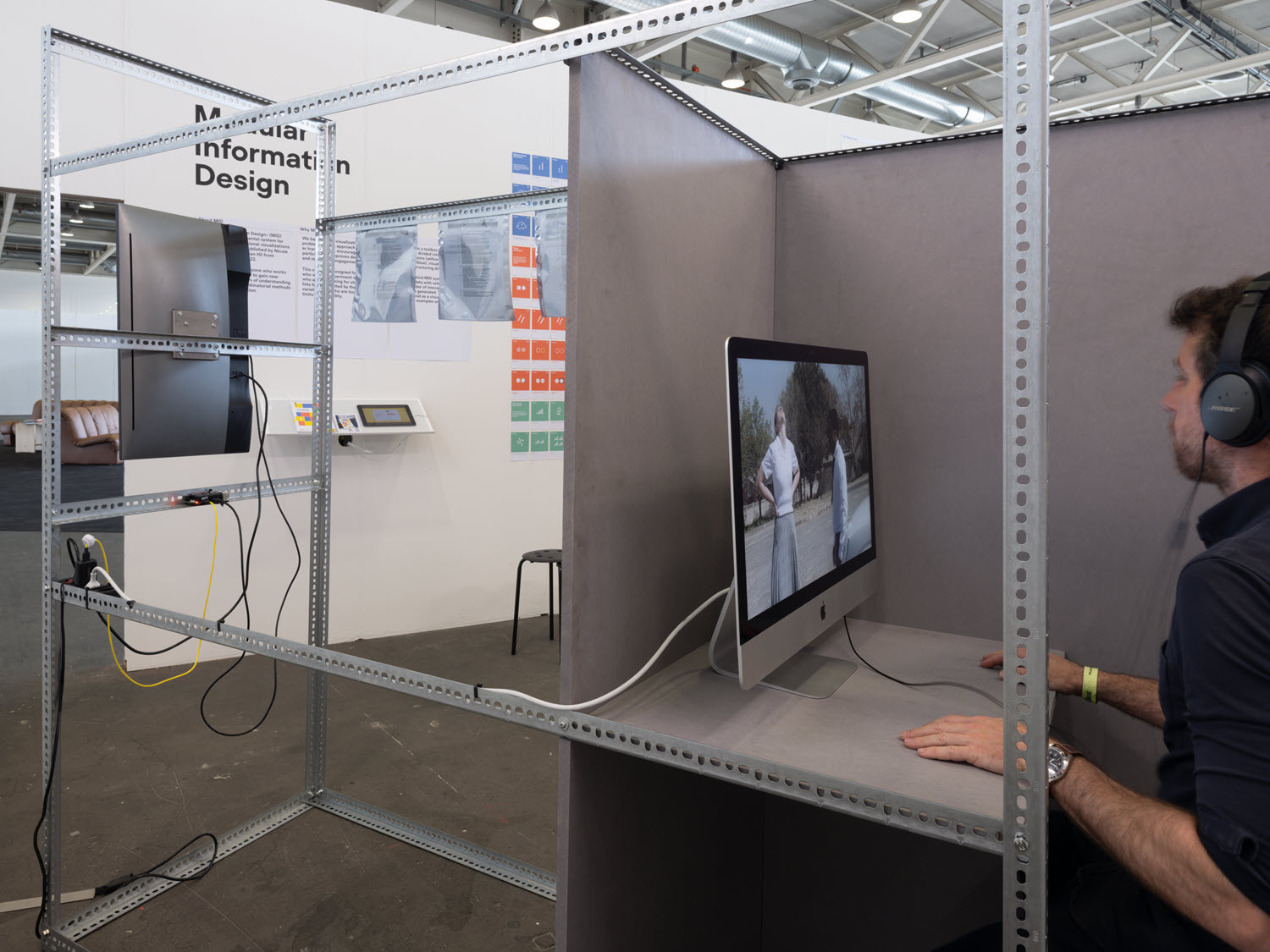 Exhibition view (Salvatore Vitale)